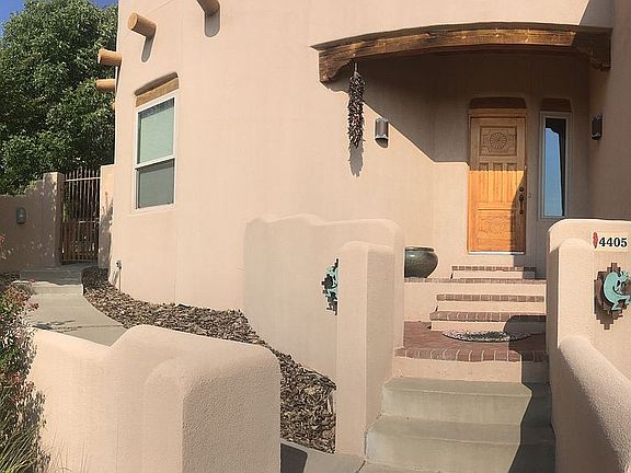 Front entrance, SE side gate