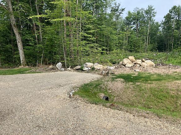 3rd image of Lot 6 Fern Lake Road