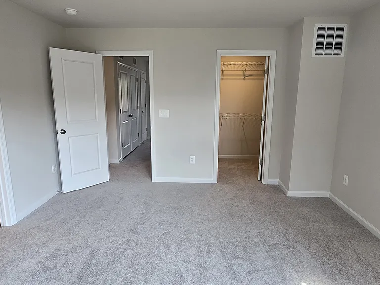 16001 Abelson Way — Photo 33