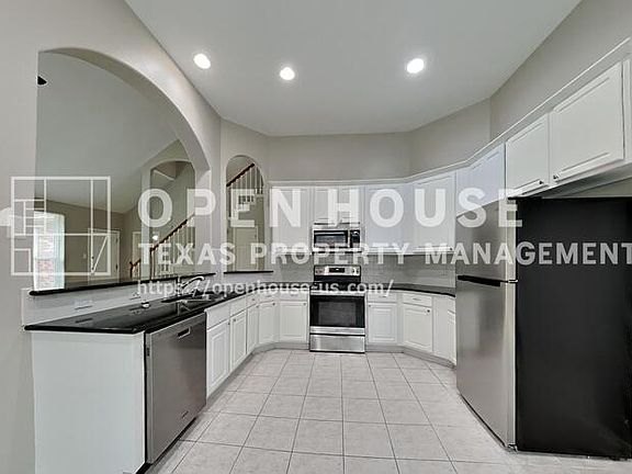 5th image of 6731 Auburn Oak Trl