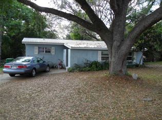 800 Plumosa Ave, Fruitland Park, FL 34731