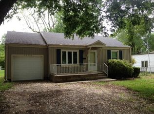 1526 S Barnes Ave, Springfield, MO 65804