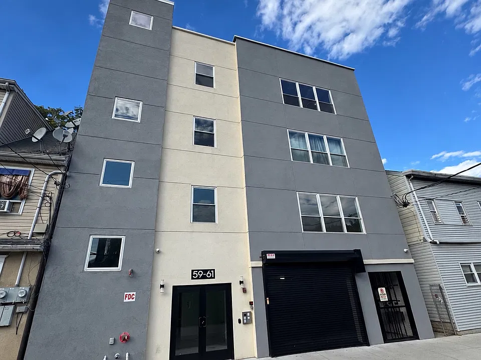 59 Cedar St #2