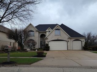 3804 Edgewater Dr, Hazel Crest, IL 60429