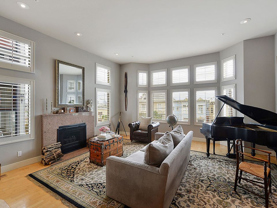 1st image of 131 Divisadero St