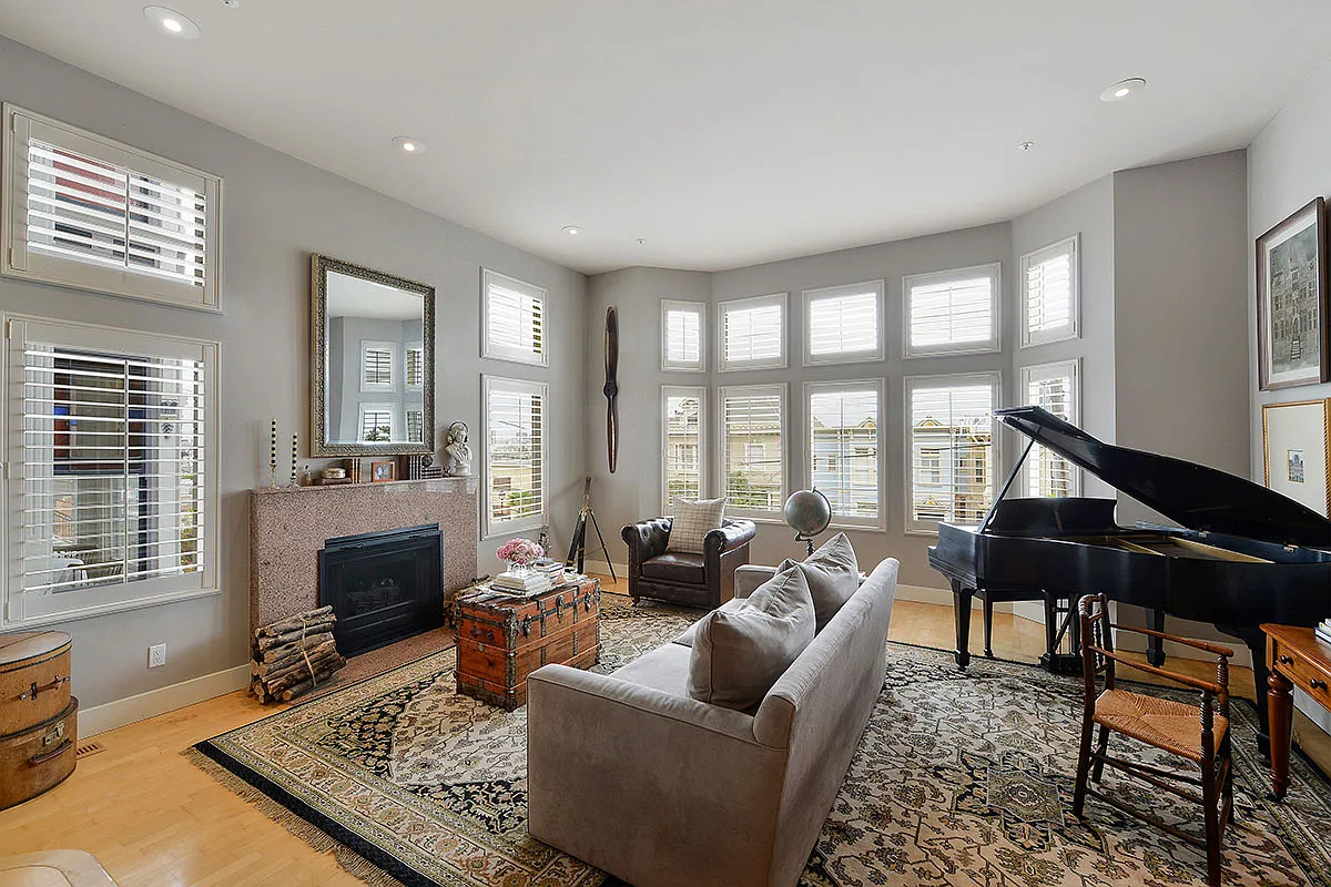 131 Divisadero St photo 1
