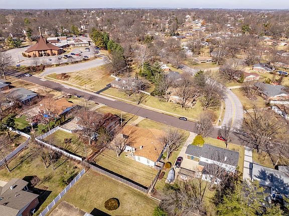 5th image of 500 Claymont Dr