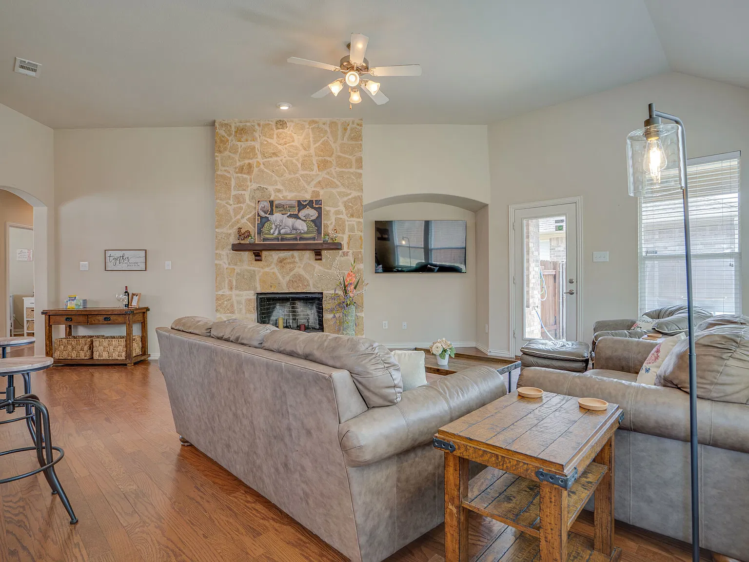 16309 Dry Creek Blvd — Photo 4