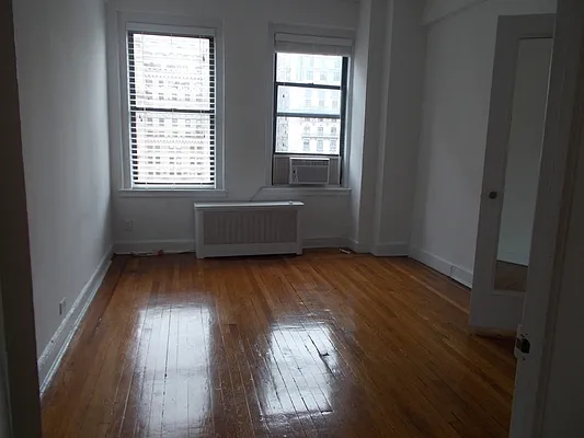 Rented by Pink Stone Realty LLC | media 36