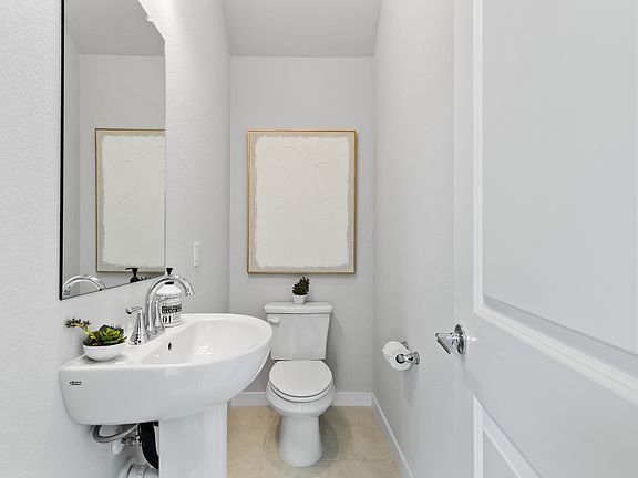 4th image of 3444 Heritage Dr