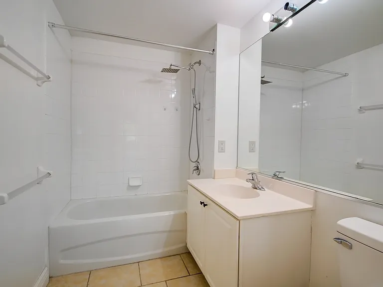 1310 Henley St #1902 — Photo 18
