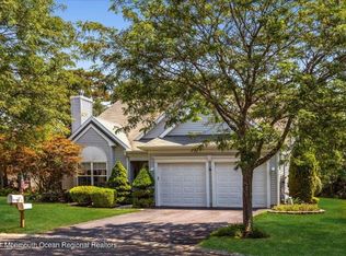 4 Pine Valley Ct, Lakewood, NJ