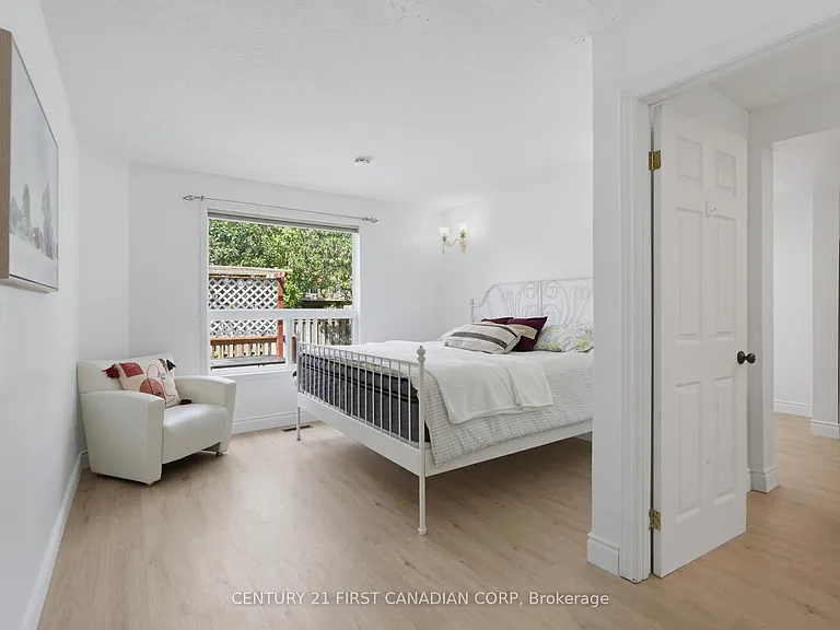 761 Blacksmith St — Photo 14