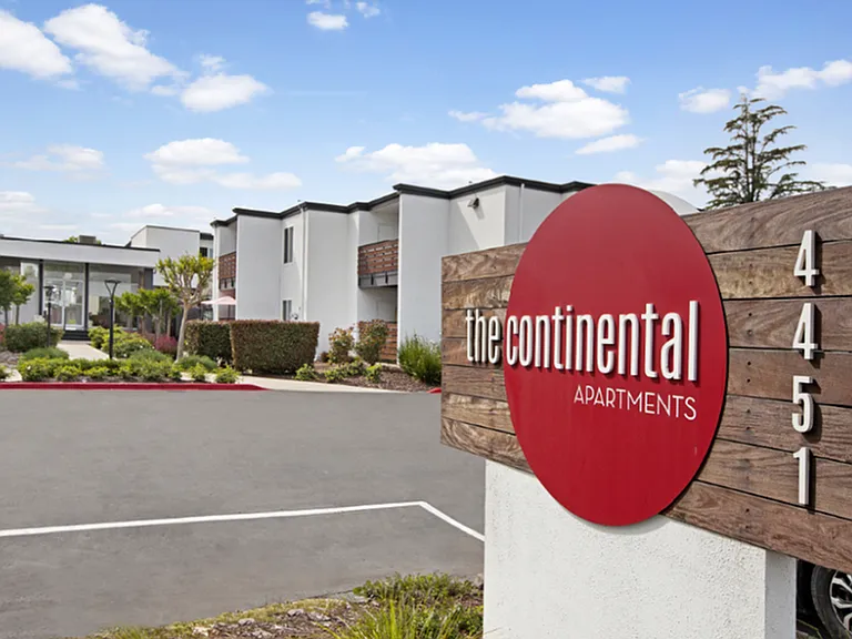 The Continental — Photo 19