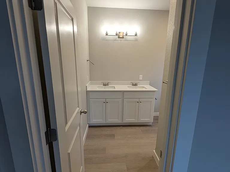 1904 SW Poigai Way #1 — Photo 11