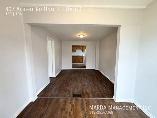 807 Albert Rd #3, Windsor, ON N8Y 3N9