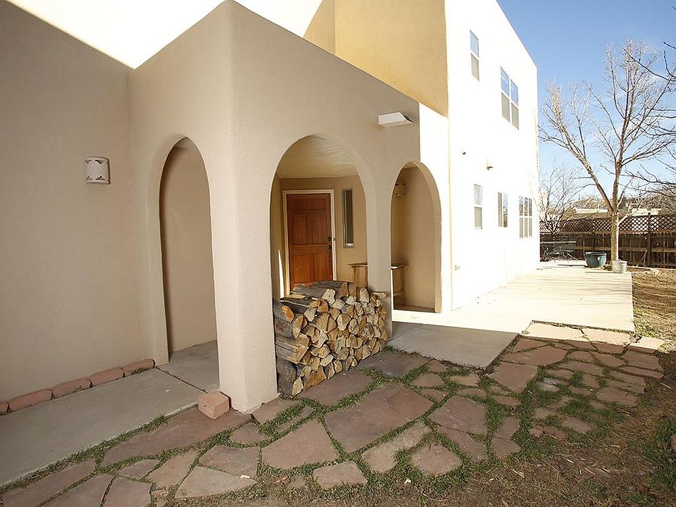 1st image of 1404 Paseo Norteno