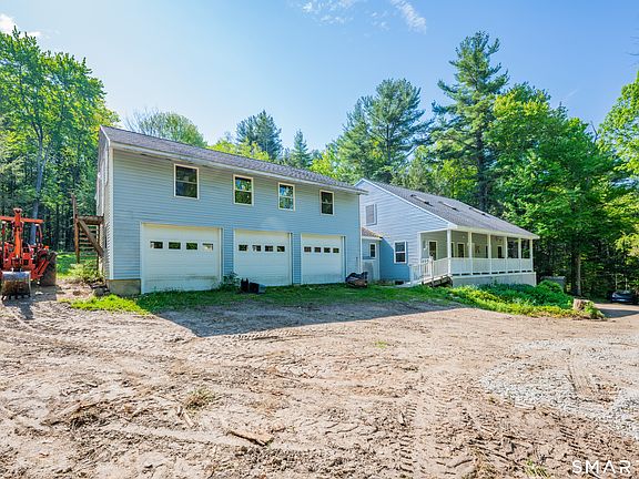 3rd image of 315 West Hill Road
