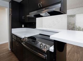 2530 Juan St #8, San Diego, CA 92110