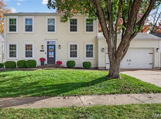 1220 Dornewood Pl, Ballwin, MO 63021