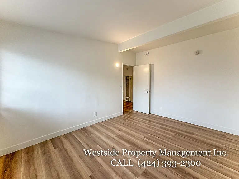 3630 Midvale Ave #11 — Photo 14