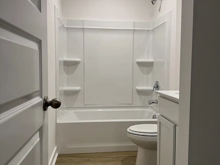 6316 Warwick Dr — Photo 12