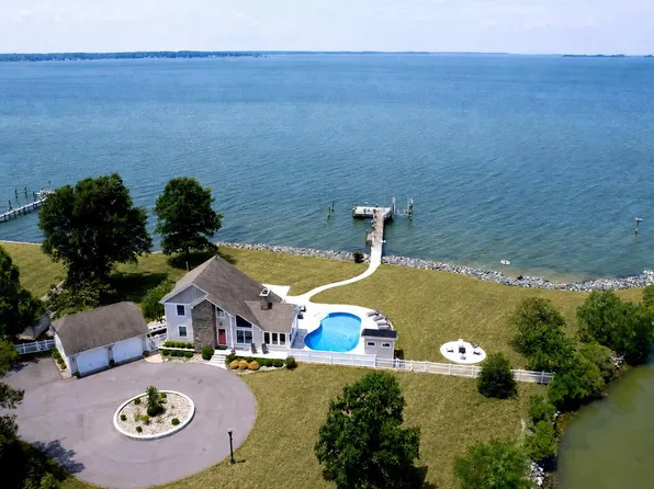 1724 Ferry Point Ct, Trappe, MD 21673