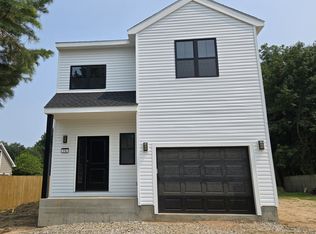 75 N Main St, Windsor Locks, CT 06096