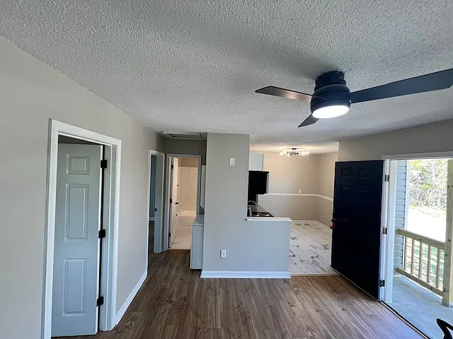 2221 Waites Rd — Photo 3