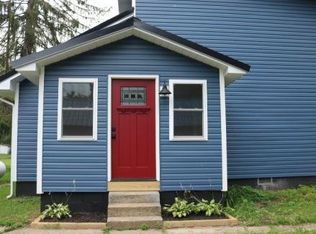 194 Riverside Ln, Irvine, PA 16329