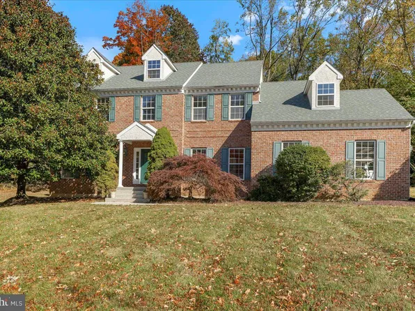 1677 Slitting Mill Rd, Glen Mills, PA 19342