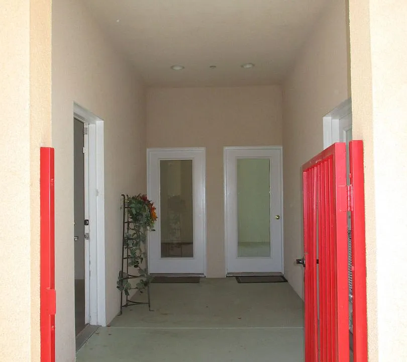 3760 E Calle De Carlos