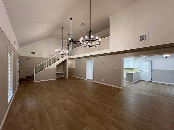 3rd image of 9240 & 9250 Lockhart Rd