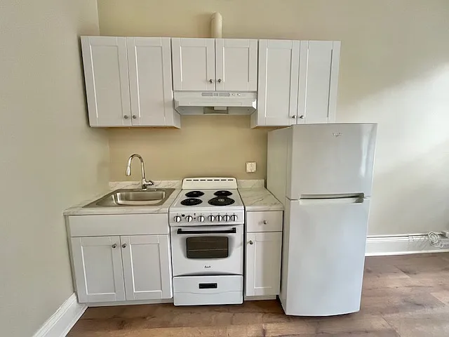 Studio, 170 sqft, $1,495 — Photo 2
