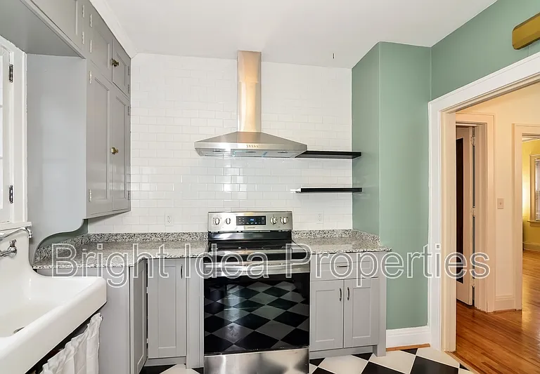 969 Saint Clair Ave #1 — Photo 1