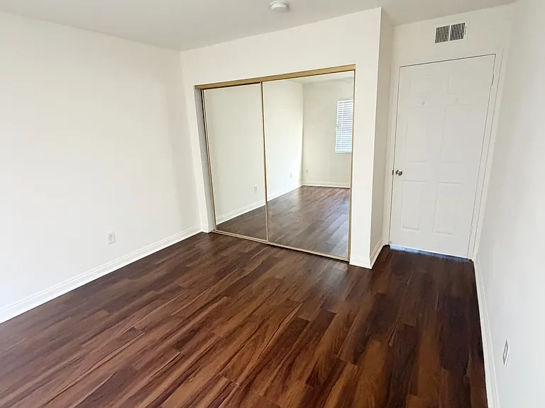 3119 Foothill Blvd #4 — Photo 25