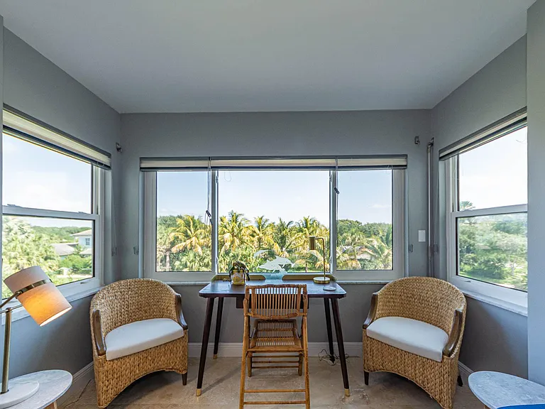 1715 Ocean Dr #3B — Photo 6
