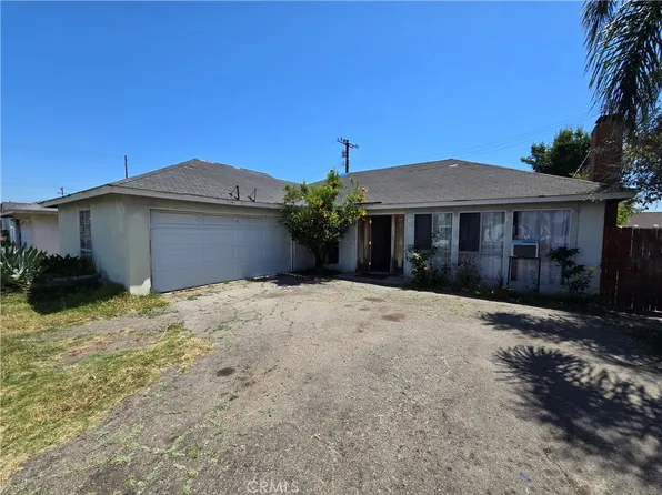 15542 Cabot Cir, Huntington Beach, CA 92647