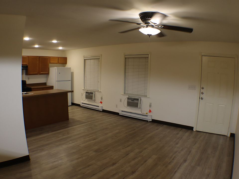 1st image of 410 Rockwood Ln #100