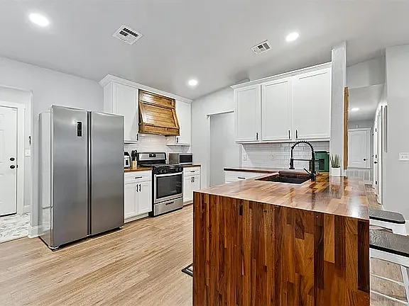 10609 N McKinley Ave — Photo 12