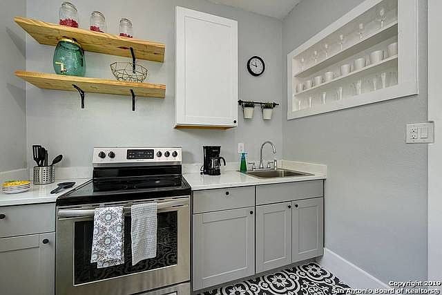 1st image of 116 Carolina St APT 4