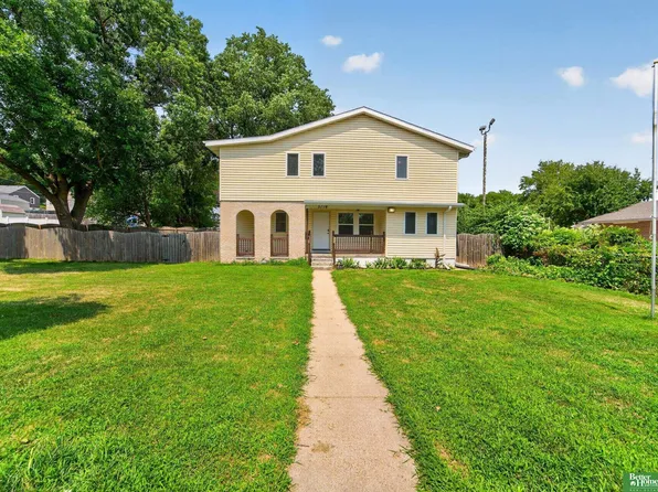 5116 Pine St, Omaha, NE 68106