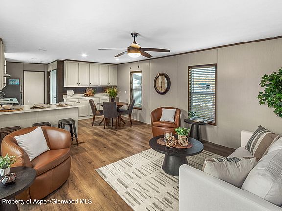 3rd image of 32 Bent Creek Cir