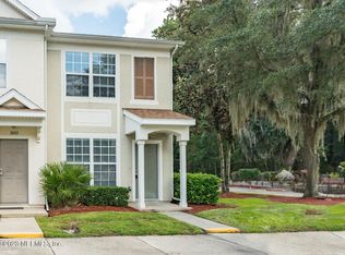 3495 Lone Tree Ln, Jacksonville, FL 32216