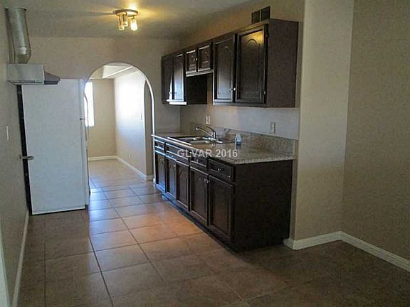 2nd image of 2760 San Domingo Ln