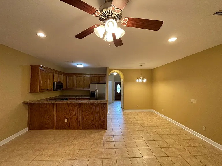 202 Eagle Lndg — Photo 14
