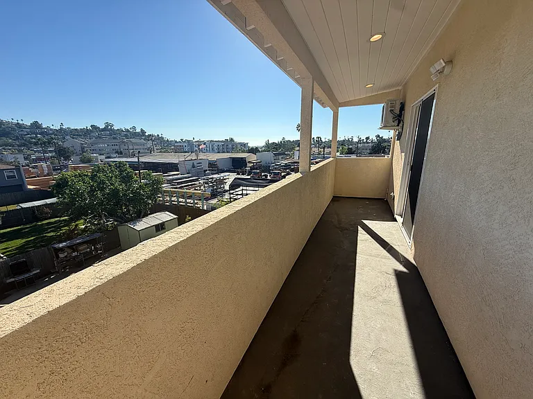 4860 Palm Ave — Photo 35