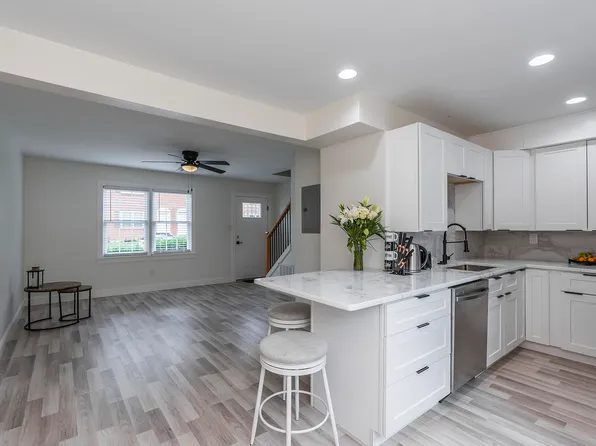 305 Lake St APT 16, Nicholasville, KY 40356