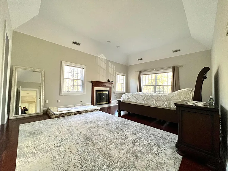 18 W Haviland Ln — Photo 12