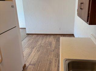 213 Newton Ave NE APT 107, Watertown, MN 55388